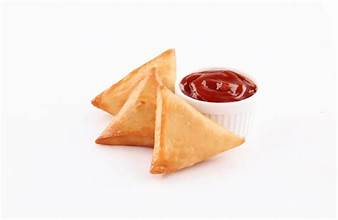 Samosa de Pollo - Bebidas y tapas en Palamós